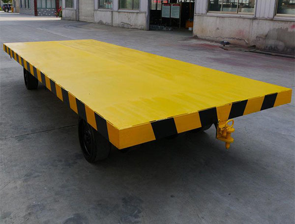 平闆拖車